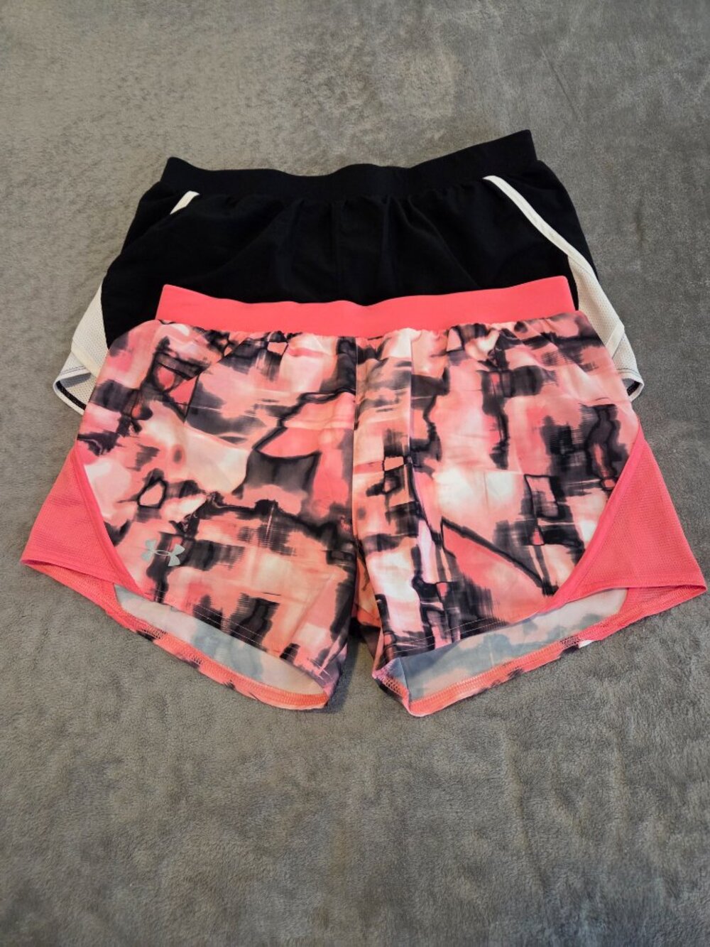 Set of Womens Under Armour HeatGear Loose Shorts with Liner ~ Size MD/M/M
